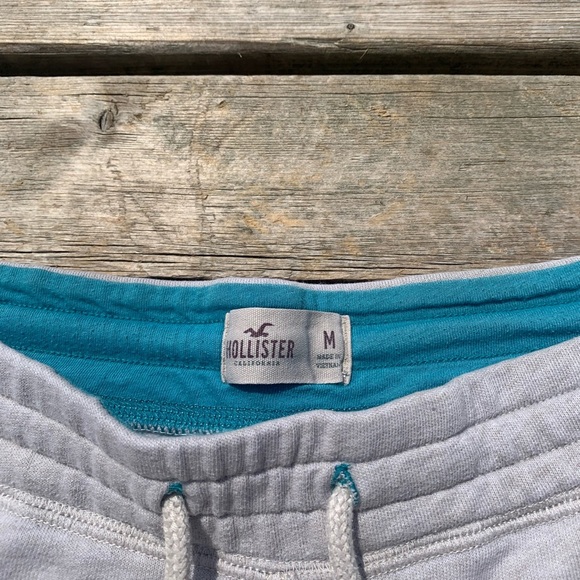 💜 Hollister Gray Drawstring Sweat Shorts - Size M - Picture 5 of 7